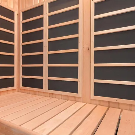 Stunning In With Kitchen Feriehus *