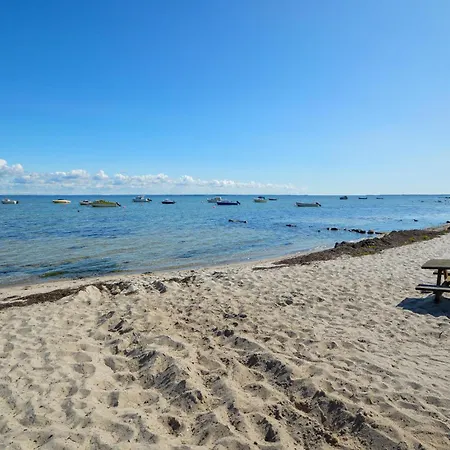 Stunning In With Kitchen Feriehus