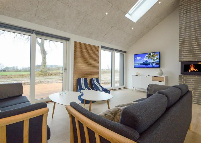 Stunning In With Kitchen